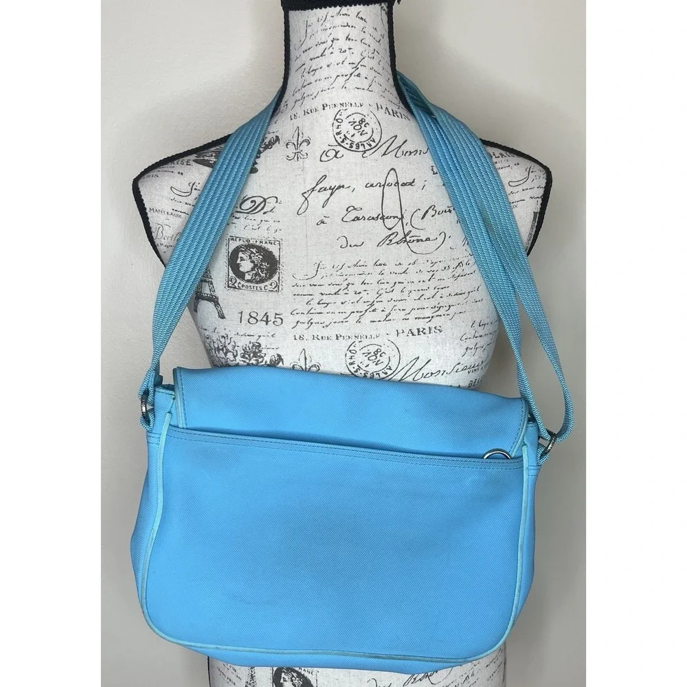 Lacoste Messenger Bag Sky Blue PVC New Classic 40 Retro Stripes *Needs Cleaning*